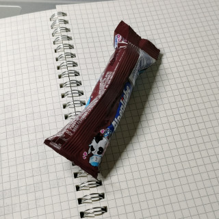 谁能拒绝一个棒棒糖呢 不给糖果就捣蛋🍬