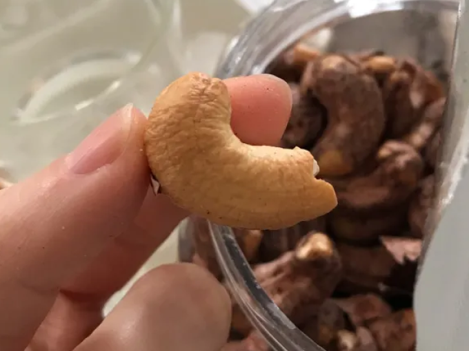 良品铺子腰果