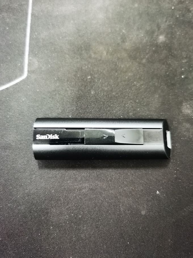 闪迪U盘