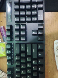 雷柏V500双模机械键盘无线台式