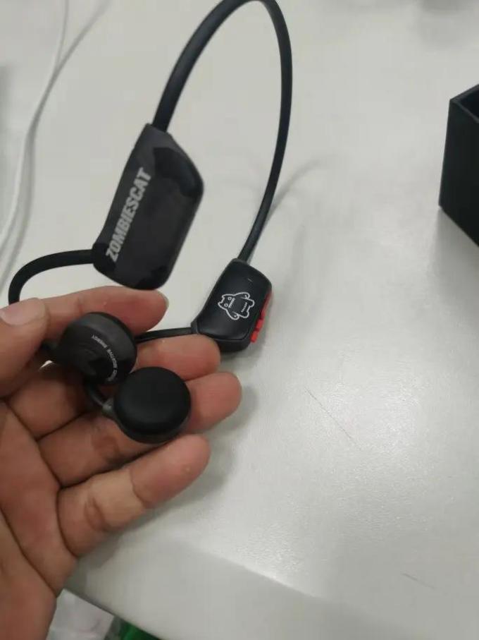 蛇圣蓝牙耳机