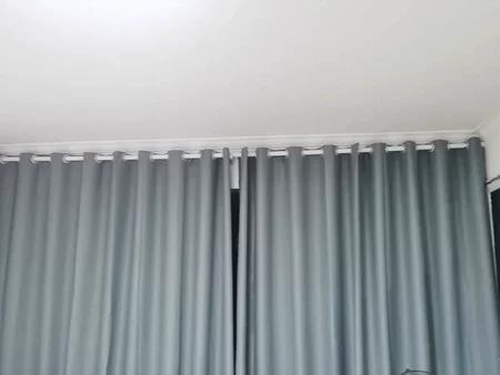 卧室窗帘免打孔安装伸缩杆一整套