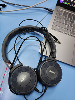 akg k420一代人曾经的心头好。