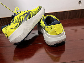 Brooks Caldera 6布鲁克斯山啸6