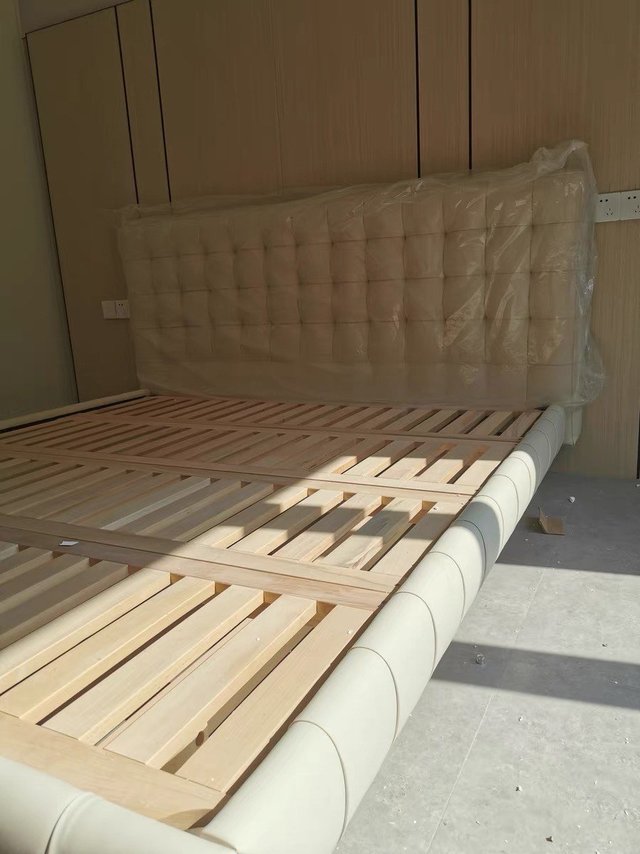  云悠悠床 轻奢奶油风