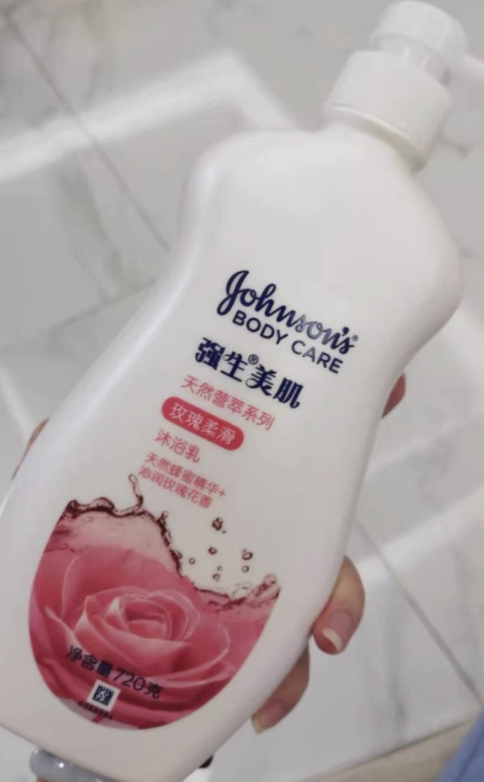 强生美肌沐浴产品