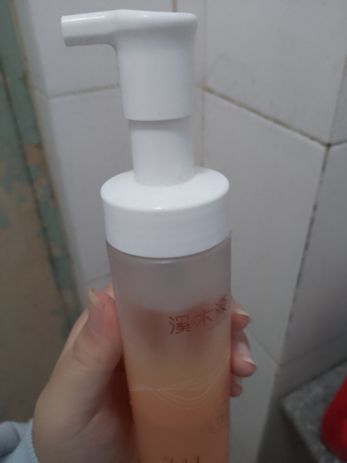 溪木源洁面摩丝