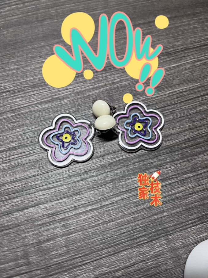 时尚耳饰