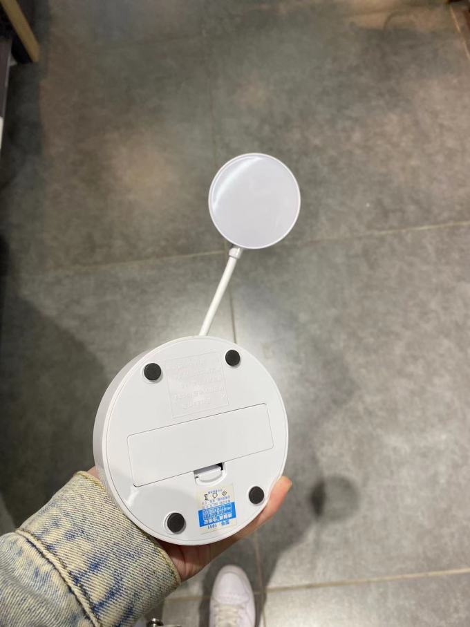 康佳普通台灯