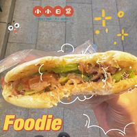 自制白吉馍真的是太好吃啦！肉肉满满的！