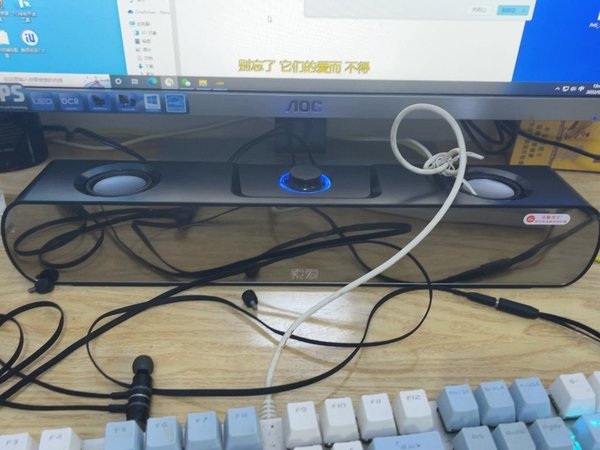 宝贝挺好的，客服态度也非常好，值得购买！