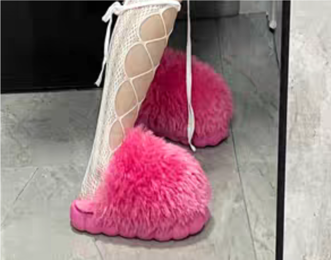 女式拖鞋