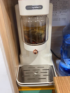 泡茶用的即热饮水机，好方便！