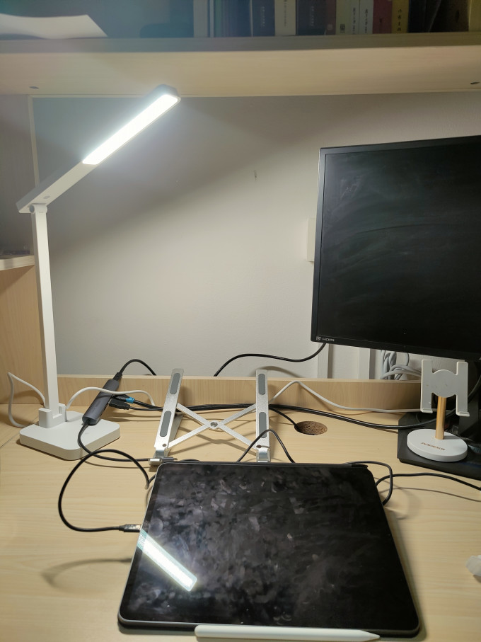 欧普照明普通台灯