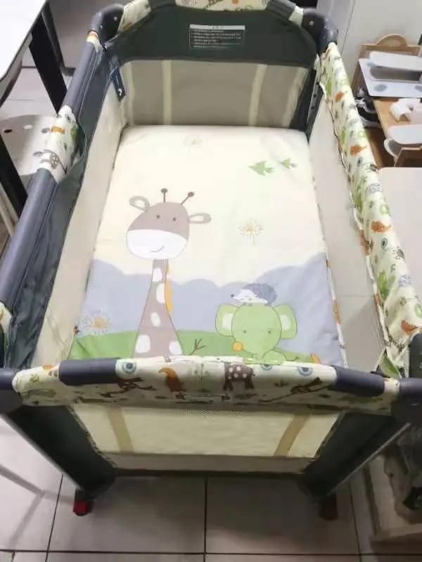 无油漆，无甲醛，多种功能折叠便携。