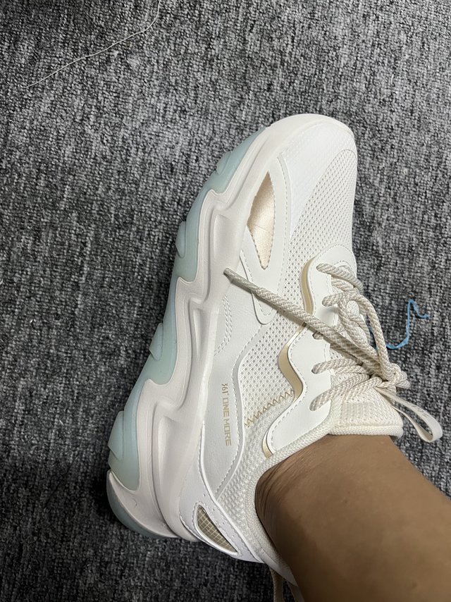 尺码合适，穿过之后才能评价的，鞋子上脚很