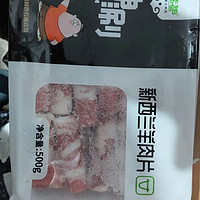 肉质鲜嫩，进锅不散。简直是汤浓味美