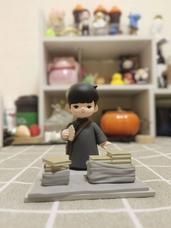 锦鲤拿趣潮流玩具