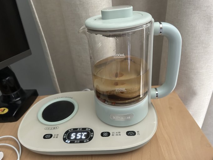 小熊电水壶