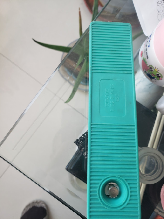 得力工具订书机