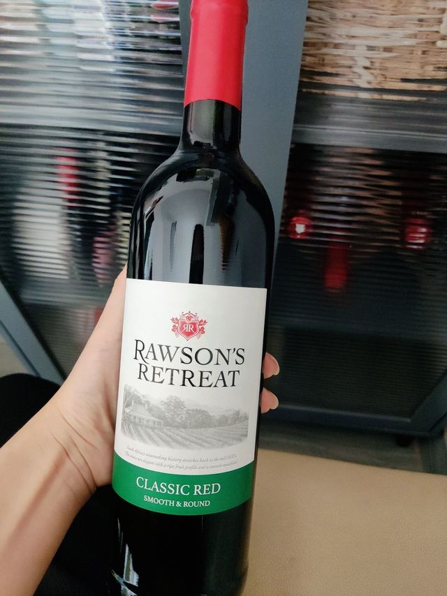 俗人俗气，就喜欢这红酒名字😁👍