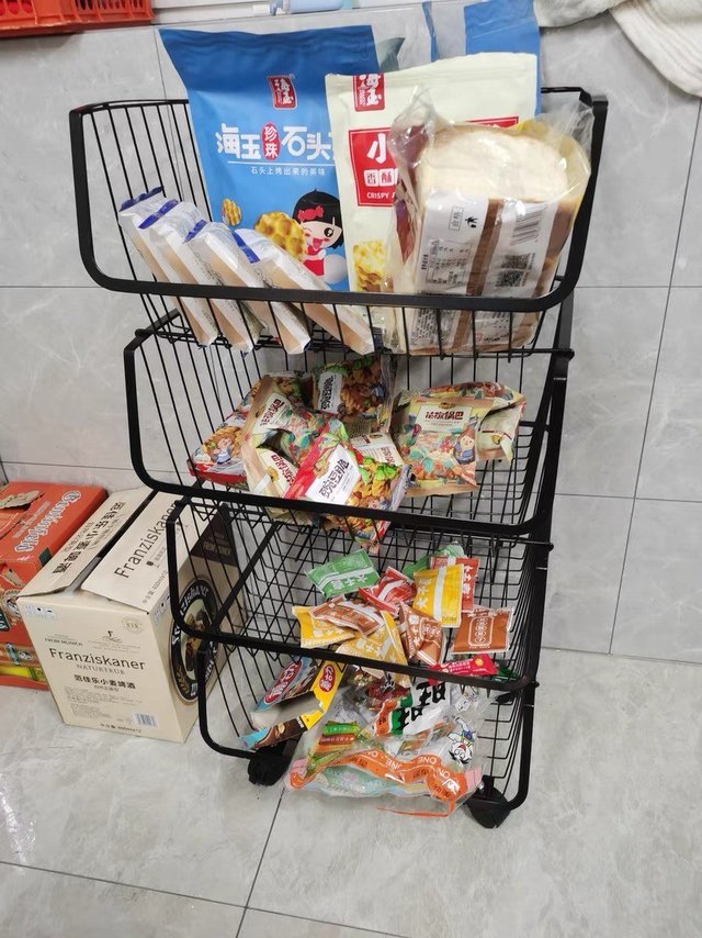 结实，又有颜值的收纳架，绝对的性价比很！