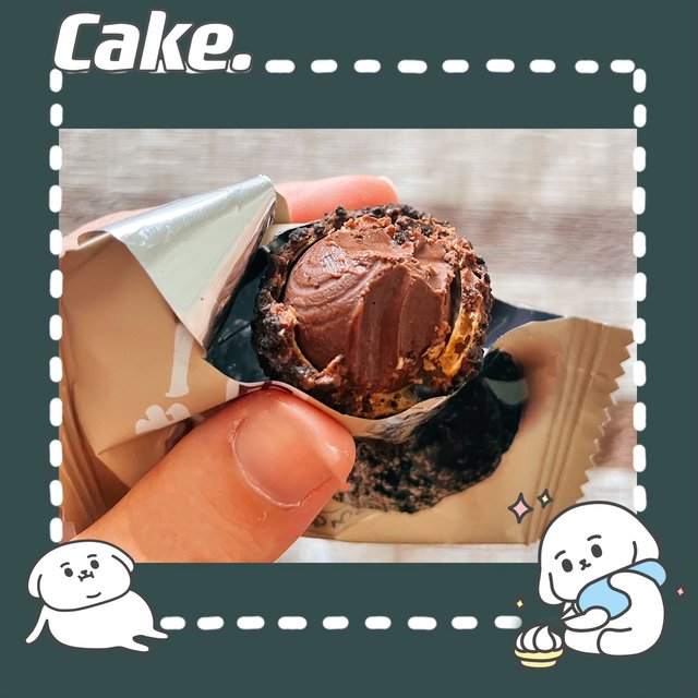 网红零食巧克力曲奇爆浆奶油小丸