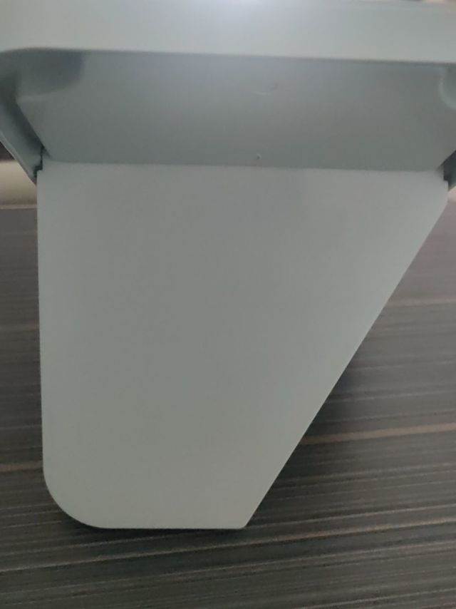 镜子是宿舍必备神器之一