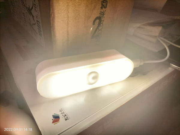 夜间起夜非常好用，做工很精致，感应灵敏