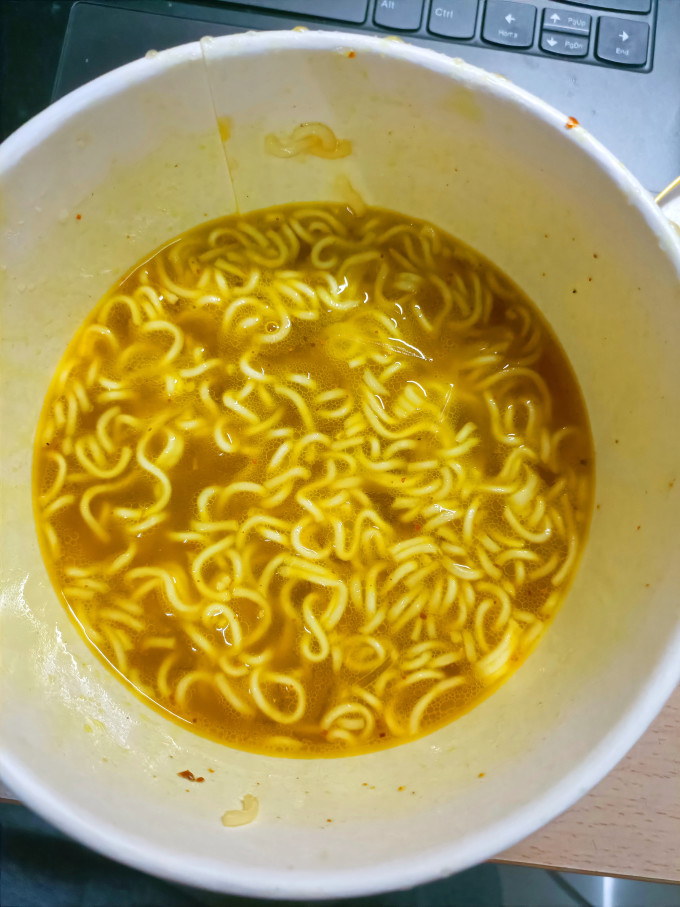 国圆方便面/粉