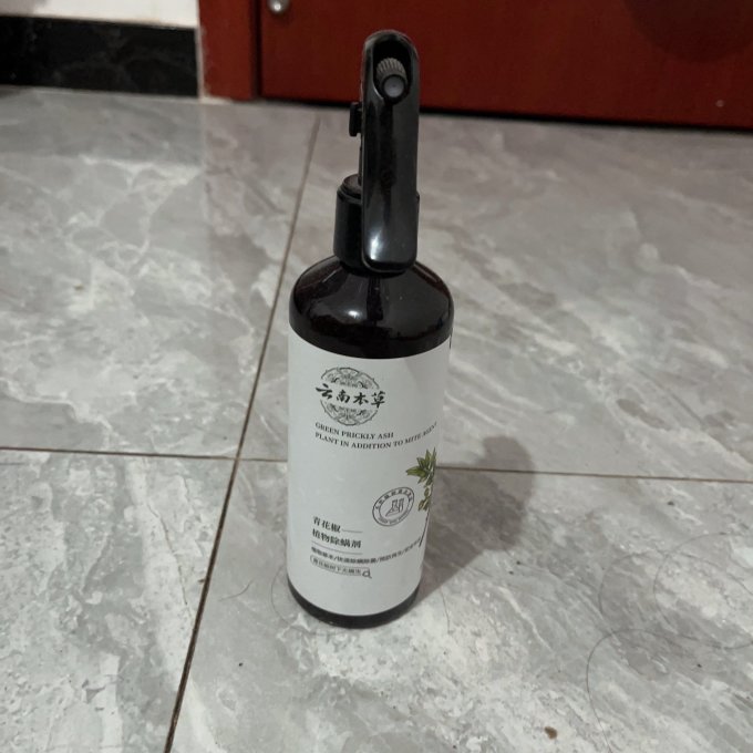领航奉献除虫气雾剂