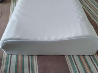 乳胶枕头一对家用天然橡胶枕芯记忆枕头