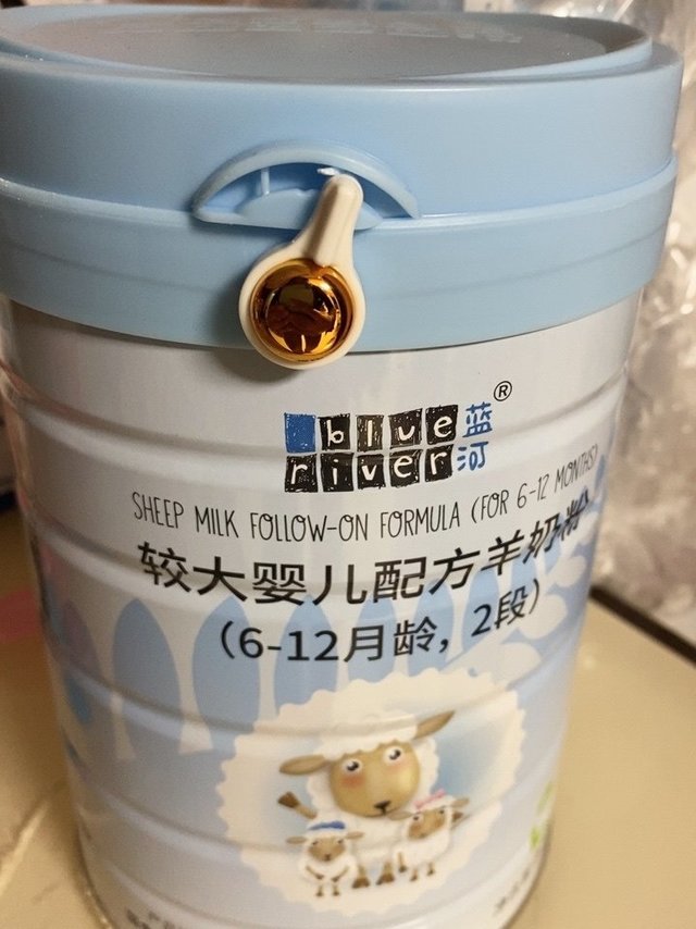 宝宝喜欢喝，奶粉也很细，兑水后没有起小疙