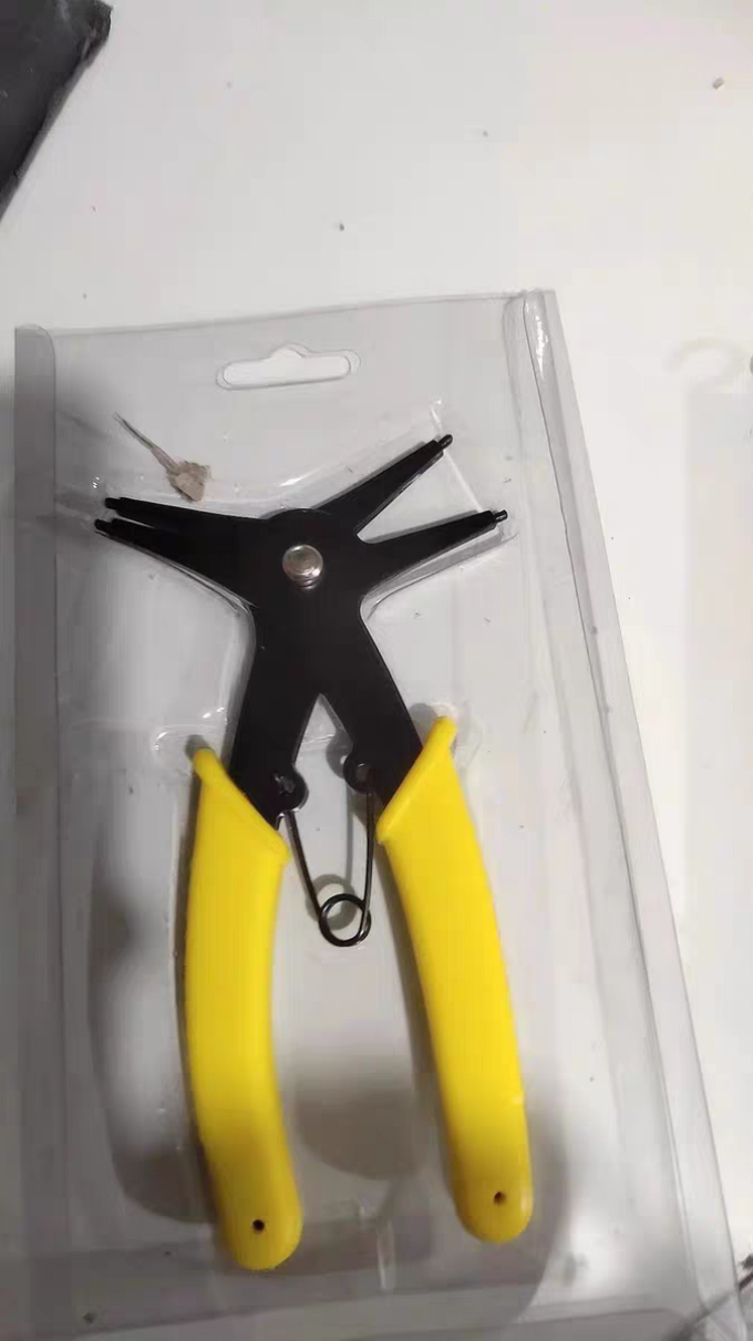 钳子
