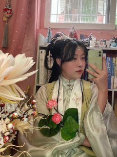 今天是荷花仙子呢