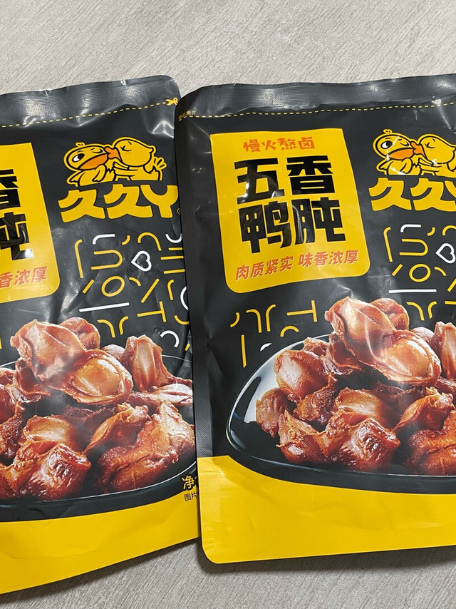 口感饱满的零食小吃五香鸭胗 