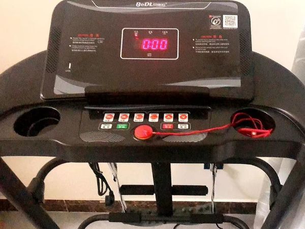贝德拉跑步机家用静音折叠走步机健身器材