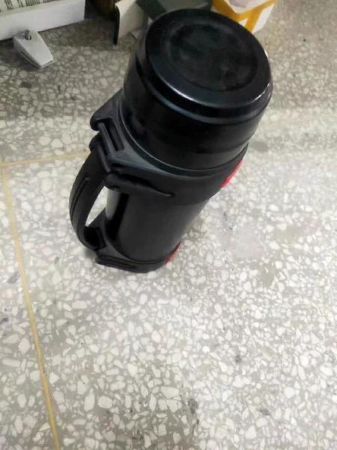 保温杯