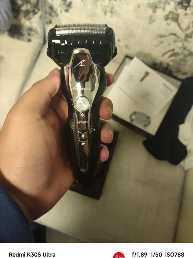 松下电动剃须刀