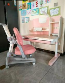  护童儿童学习桌椅，可以升降，可调节