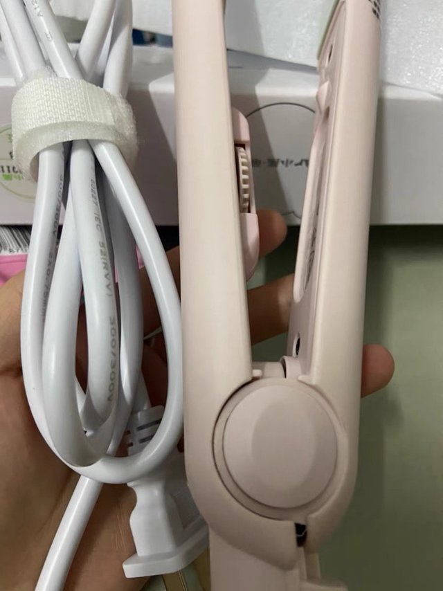 颜值高，加热快，用起来也很方便，大小适中
