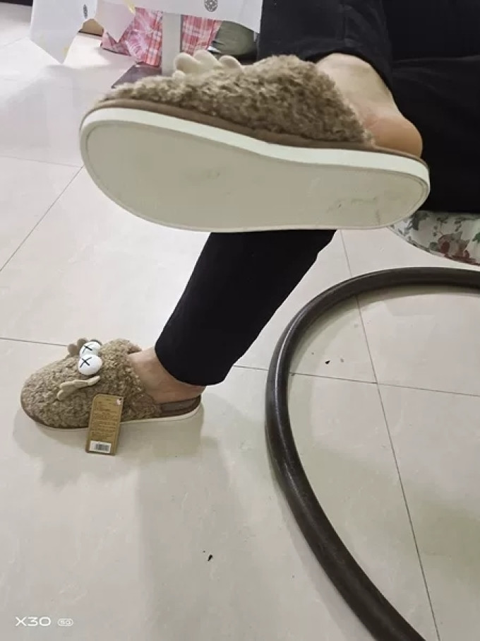 女式拖鞋