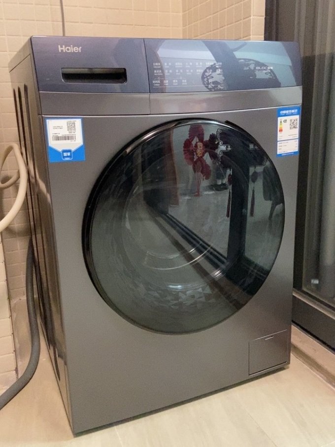 海尔滚筒洗衣机