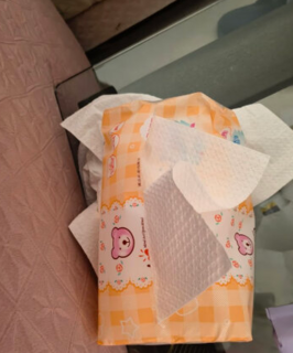 这个婴儿柔巾棉柔纸，柔软不粗糙质量好