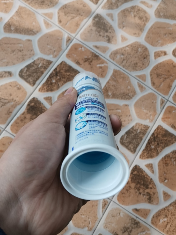 冷酸灵牙膏