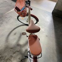 车架采用加厚管材,轻松提升整体强度