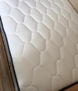 全友家居的床垫质量很好 乳胶垫的面料柔软