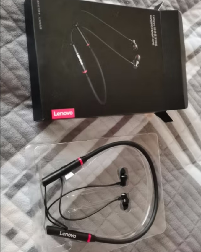 thinkplushe05x蓝牙耳机怎么样 物美价廉的联想运动蓝牙耳机_什么值得