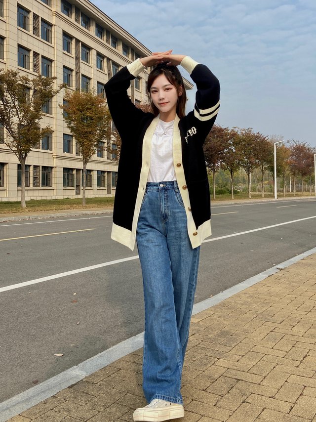 秋冬氛围感女大学生穿搭