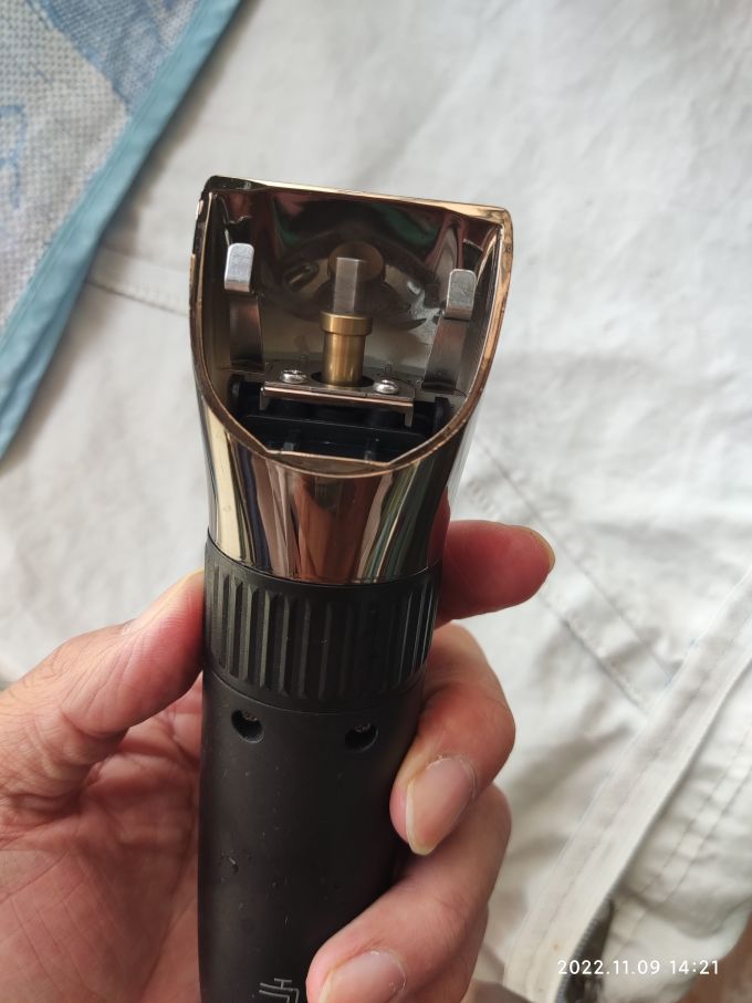 飞科电动理发器